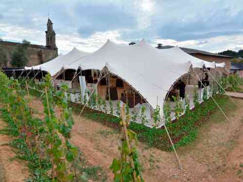 Carpa tensada